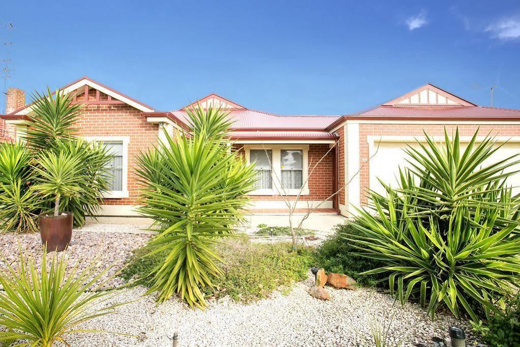 All Seasons Port Elliot Holiday House Exterior photo